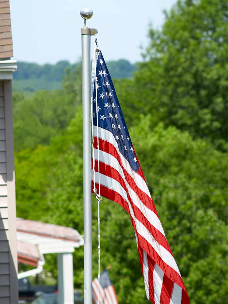 res-flagpole-1 American flag and flagpole.